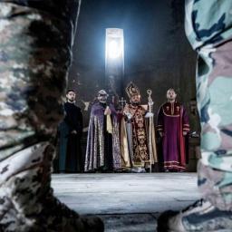 Abrahamian, vescovo armeno: “Il Papa porterà la pace”