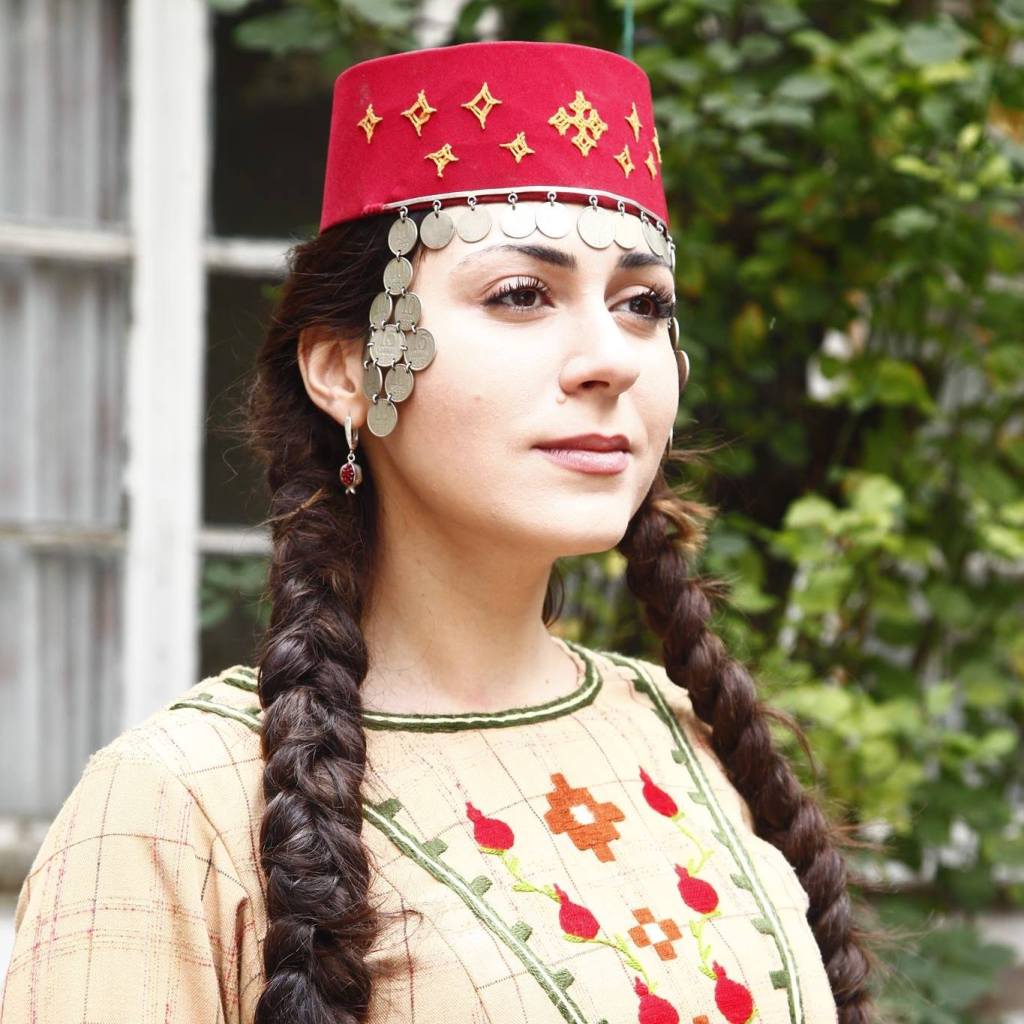 Goloskrainy Eva Voskanyan