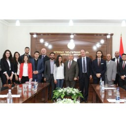 Artsakh, il Presidente del Parlamento vuole far conoscere la regione all’Europa 